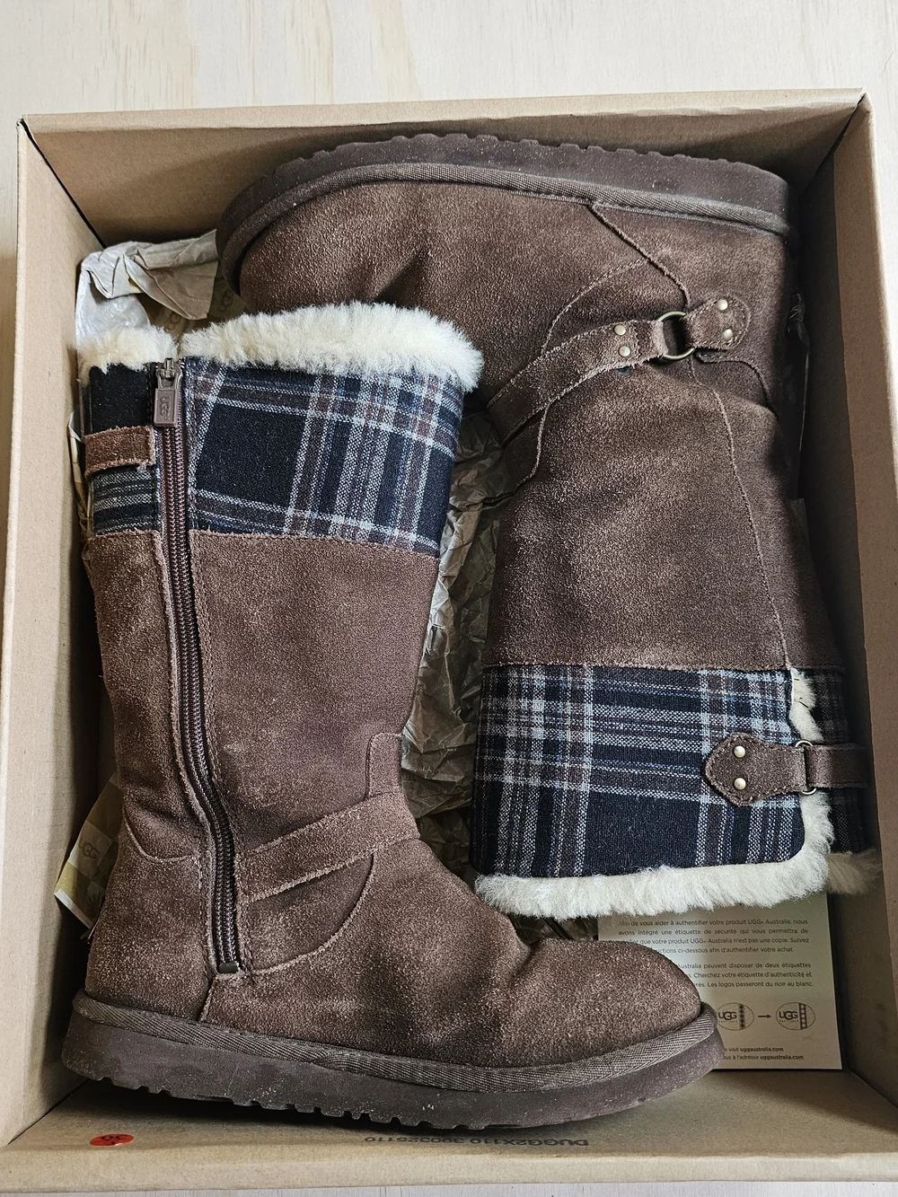 PREOWNED UGG BOOTS 